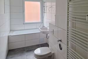 BEZUGSFERTIG - Helle 2-Zimmer-Wohnung in Marxloh - 300 € als Willkommensgeschenk* – Rolfstraße 16, 47169 Marxloh, Duisburg – Vorschaubild 7