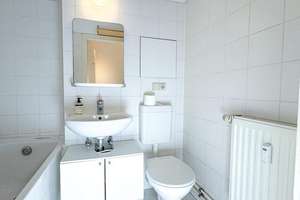 Helle, Bezugsfreie 2-Zimmer Wohnung, 2.OG in Prenzlauer Berg – Storkower Straße 88, 10409 Prenzlauer Berg, Berlin – Vorschaubild 11
