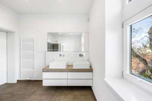 Property thumbnail 35