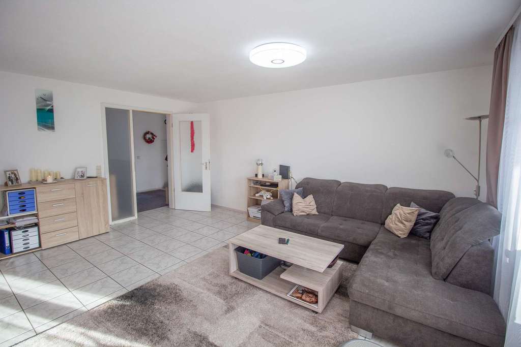 Immobilie in Pfullendorf - Komfortable Eigentumswohnung mit durchdachtem Grundriss und zwei Balkonen - Bild 4