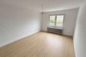 Erstbezug nach Sanierung | Moderne 2-Zimmer-Wohnung | oberste Etage