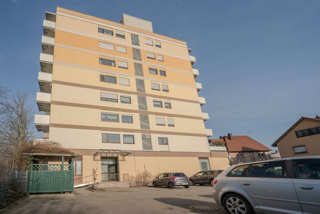 Immobilie in Heddesheim - Jetzt noch mitgestalten - umfassend sanierte 3,5 Zimmer Wohnung in Heddesheim nur bei realunis - Bild 1