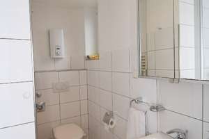 Moderne kleine voll ausgestattete möblierte Wohnung in Ehrenfeld – Die vollständige Adresse der Immobilie erhältst du vom Anbieter., 50823 Ehrenfeld (Ortsteil), Köln – Vorschaubild 8