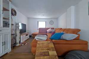 Renoviert und modernisiert, dazu ein  kleines Gartengrundstück! – Limburg-Weilburg (Kreis) – Vorschaubild 4