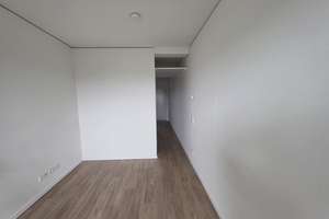 Nachmieter ab sofort für helle 1-Zimmer-Wohnung mit Balkon und Duschbad gesucht – nur mit WBS! – Plauer-See-Str. 17, 13599 Haselhorst, Berlin – Vorschaubild 4