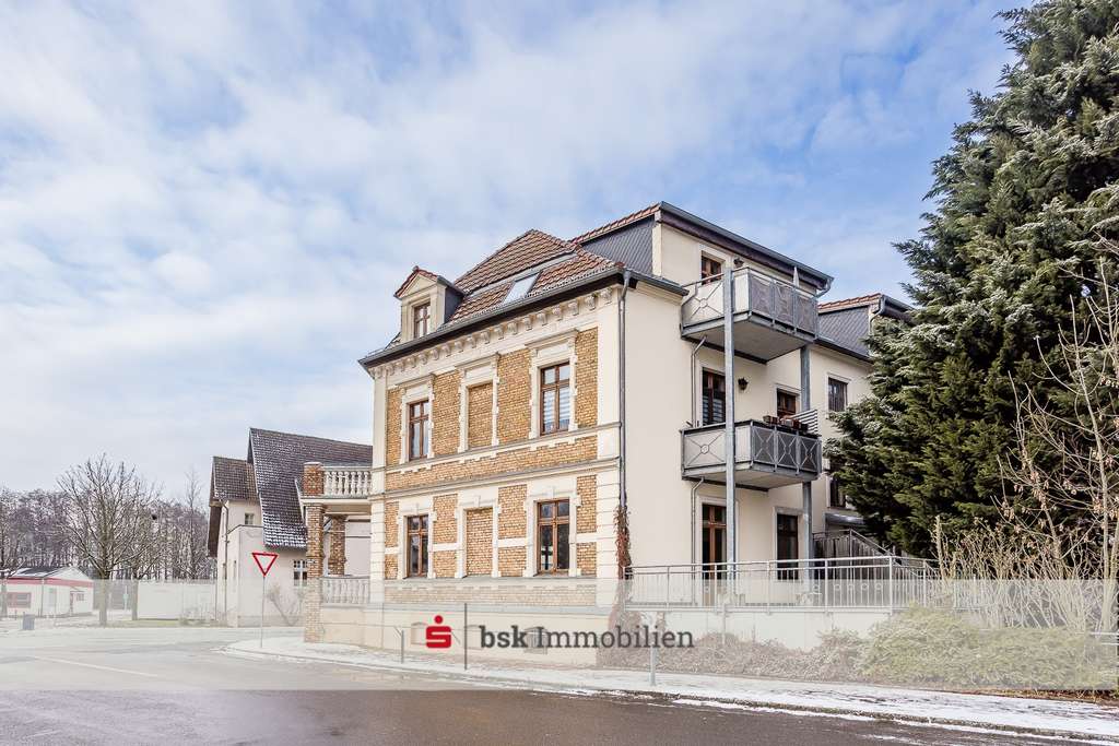 Immobilie in Briesen (Mark) - Kernsaniertes Mehrfamilienhaus mit Top-Rendite am Regionalbahnhof - Bild 1
