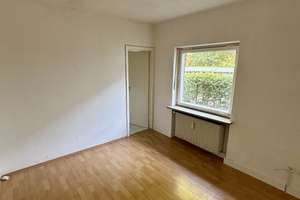 Bezugsfreie 1-Zimmer-Wohnung mit Gartenabteil und viel Potenzial – Die vollständige Adresse der Immobilie erhältst du vom Anbieter., 81675 Haidhausen Nord, München – Vorschaubild 4