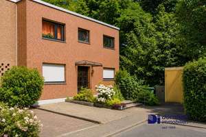 3-Zimmer-Wohnung mit Balkon, eigenem Gartenanteil und Garage in Aplerbeck