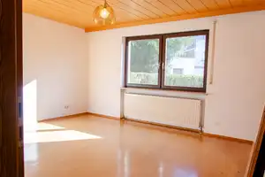 Einfamilienhaus mit 244 m², Nebengebäuden und viel Potenzial in ländlicher Lage – Amberg-Sulzbach (Kreis) – Vorschaubild 14