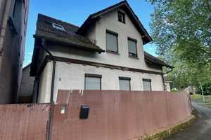 Provisionsfrei ! Zweifamilienhaus (freistehend) mit Gewerbeeinheit (eigenes Gebäude) – Mönchfeldstraße 8/1, 70378 Stuttgart – Vorschaubild 1