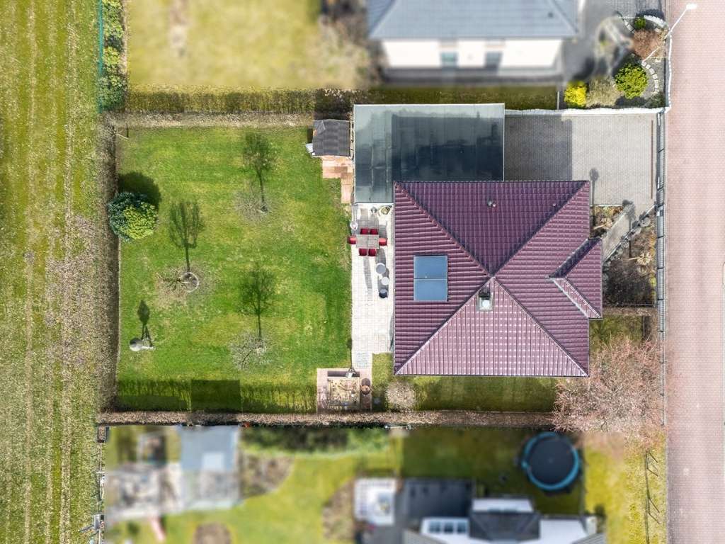 Immobilie in Hasenkrug - Lebenswert Wohnen - Moderne und repräsentatives Stadtvilla für Deine Familie - Bild 2