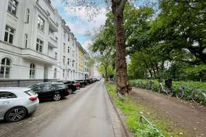 Großzügig geschnittene und leerstehende 3-Zimmer-Dachgeschosswohnung in urbaner Bilker Wohnlage! – Die vollständige Adresse der Immobilie erhältst du vom Anbieter., 40223 Bilk, Düsseldorf – Vorschaubild 25