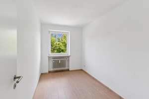 Rückzugsort in der Stadt: 3-Zimmer-Wohnung mit Loggia und Blick ins Grüne – Die vollständige Adresse der Immobilie erhältst du vom Anbieter., 81369 Mittersendling, München – Vorschaubild 5