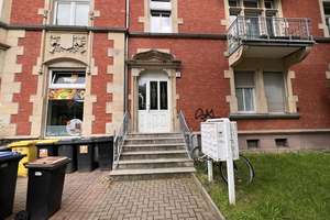 Charmante Altbau-Erdgeschosswohnung mit Balkon nahe Erfurter Stadtpark – Die vollständige Adresse der Immobilie erhältst du vom Anbieter., 99084 Altstadt, Erfurt – Vorschaubild 2