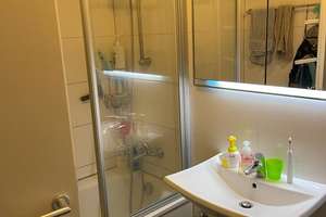 Geräumige Etagenwohnung mit vier Zimmern in Hürth – Die vollständige Adresse der Immobilie erhältst du vom Anbieter., 50354 Hürth – Vorschaubild 6