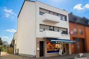 Wohnen und Mieteinnahmen kombinieren - großzügiges Wohnhaus mit vermieteter Gewerbeeinheit in Kreuza