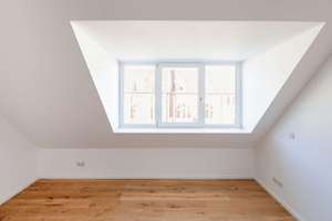 Exklusives Dachgeschoss mit Panorama-Erker und Aufdachterrasse im schönen Friedenau! – Stierstraße 9, 12159 Friedenau, Berlin – Vorschaubild 11