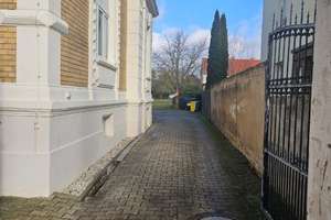 Attraktive 4-5 Raum-Wohnung in Magdeburg-Alt Olvenstedt in einer  Villa – 39130 Alt Olvenstedt, Magdeburg – Vorschaubild 3
