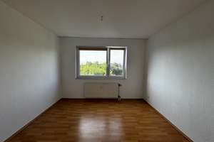 Zuhause mit 2 Zimmern und Balkon in Köln-Junkersdorf – Stüttgerhofweg 3, 50858 Junkersdorf, Köln – Vorschaubild 4