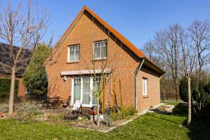 Mit Wohlfühlcharakter - Modernes Einfamilienhaus in Frauenhain – Die vollständige Adresse der Immobilie erhältst du vom Anbieter., 1609 Röderaue – Vorschaubild 3