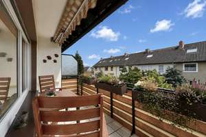 Nähe Mittellandkanal & MHH: Schöne und gepflegte 3-Zi.-Wohnung mit sonnigem Balkon + Garage