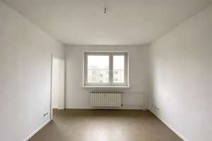 Ordentliche kleine Wohnung! Ideal für die Erstanmietung! – Kottmeierstraße 29, 12459 Oberschöneweide, Berlin – Vorschaubild 2