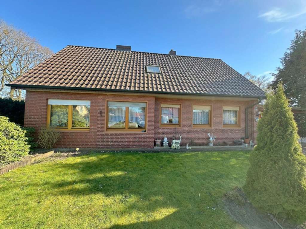 Immobilie in Haselünne - Wohnhaus mit Garage & Carport in Haselünne-Flechum - Bild 0