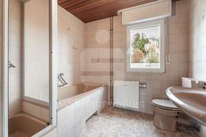 Freistehendes Mehrgenerationenhaus mit solider Basis! – Die vollständige Adresse der Immobilie erhältst du vom Anbieter., 53859 Niederkassel – Vorschaubild 5