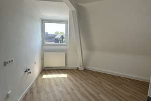 Bergisch Gladbacher Str.: Sanierte Zweizimmerwohnung im 4. OG! – Bergisch Gladbacher Str. 99, 51065 Mülheim (Ortsteil), Köln – Vorschaubild 5