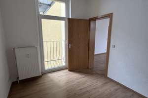 Helle 3-Raum-Wohnng mit Balkon