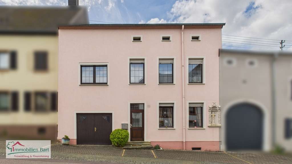 Immobilie in Perl - GRENZE L-SCHENGEN: FAMILIENGLÜCK MIT 4 SCHLAFZIMMER / 2 BÄDER / GARTEN + GARAGE - Bild 0