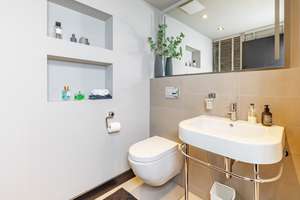 Exklusive Luxuswohnung in Bestlage mit zwei Balkonen und Teilmeerblick! – 23570 Travemünde, Lübeck – Vorschaubild 18