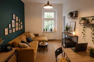 Wunderschöne 2-Zimmer-Altbauwohnung im beliebten Reuterkiez in Berlin-Neukölln – Die vollständige Adresse der Immobilie erhältst du vom Anbieter., 12047 Neukölln (Ortsteil), Berlin – Vorschaubild 2