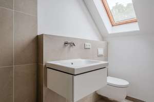 Erstbezug nach Sanierung! Traumhafte Dachgeschosswohnung mit einzigartigem Weitblick über Neukölln – Die vollständige Adresse der Immobilie erhältst du vom Anbieter., 12051 Neukölln (Ortsteil), Berlin – Vorschaubild 15