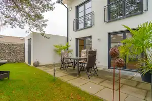Modernes Zuhause mit Südwest-Garten und viel Platz für die Familie – provisionsfrei. – Ebersberg (Kreis) – Vorschaubild 13