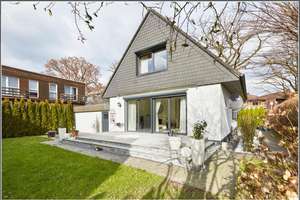  Einfamilienhaus mit 5 Zimmer von Privat  Poppenbüttel – Harksheide Strasse 63, 22399 Poppenbüttel, Hamburg – Vorschaubild 2