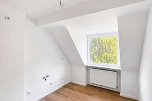 Erstbezug nach Vollsanierung – moderne 2-Zimmer-Wohnung im Dachgeschoss – Bunsenstr 68, 45145 Holsterhausen, Essen – Vorschaubild 4