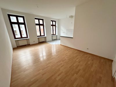 *Wohnen in begehrter Lage* 2 Zimmer mit Balkon - ab 15.10.2026