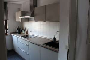 Saniertes Zuhause mit 3 Zimmern und Balkon in Karlsruhe