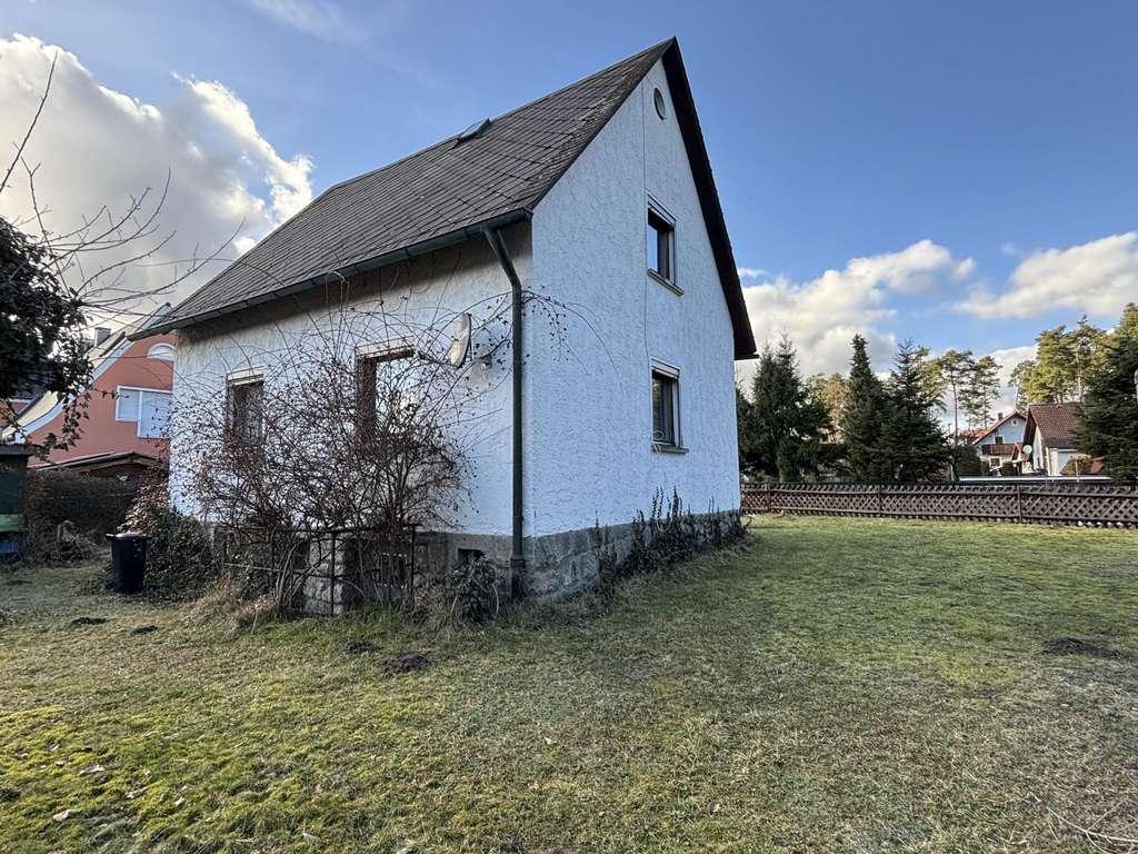 Immobilie in Wernberg-Köblitz - Gestalten Sie hier etwas Neues! - Bild 2