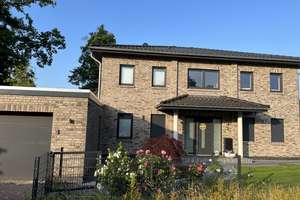 Exklusives Einfamilienhaus mit Wellness & Smart Home in Lilienthal – Die vollständige Adresse der Immobilie erhältst du vom Anbieter., 28865 Lilienthal – Vorschaubild 2