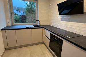 Mittelreihenhaus mit Südwest-Terrasse in Hamburg-Nienstedten – Befristete Vermietung für 5 Jahre – Die vollständige Adresse der Immobilie erhältst du vom Anbieter., 22609 Nienstedten, Hamburg – Vorschaubild 3