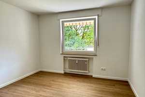 Helle Wohnung mit drei Zimmern und Balkon in Aachen – Aachen – Vorschaubild 6