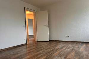 *Großzügige, helle 3,5-Zi.-Whg., Grandstraße, E-Bedingrade!* – Grandstraße 68, 45357 Dellwig, Essen – Vorschaubild 24