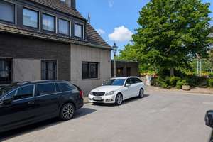 2 Zimmer-Wohnung mit Balkon in Düsseldorf-Rath – Rather Kirchplatz 15, 40472 Rath, Düsseldorf – Vorschaubild 3
