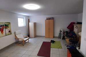 Schöne 4-Zimmer-Doppelhaushälfte in guter Lage mit EBK in Mindelheim – Die vollständige Adresse der Immobilie erhältst du vom Anbieter., 87719 Mindelheim – Vorschaubild 11