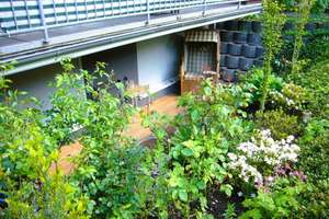 Hochwertige 2,5-Zi.-Whg. mit Einbauküche u. Terrasse in modernem 4-Fam.-Haus, Bestwohnlage Groovnähe – Am alten Brauhaus 13 a, 51143 Zündorf, Köln – Vorschaubild 3