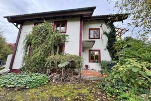 Ruhiges Wohnhaus mit idyllischem Gartenparadies – Die vollständige Adresse der Immobilie erhältst du vom Anbieter., 83308 Trostberg – Vorschaubild 3