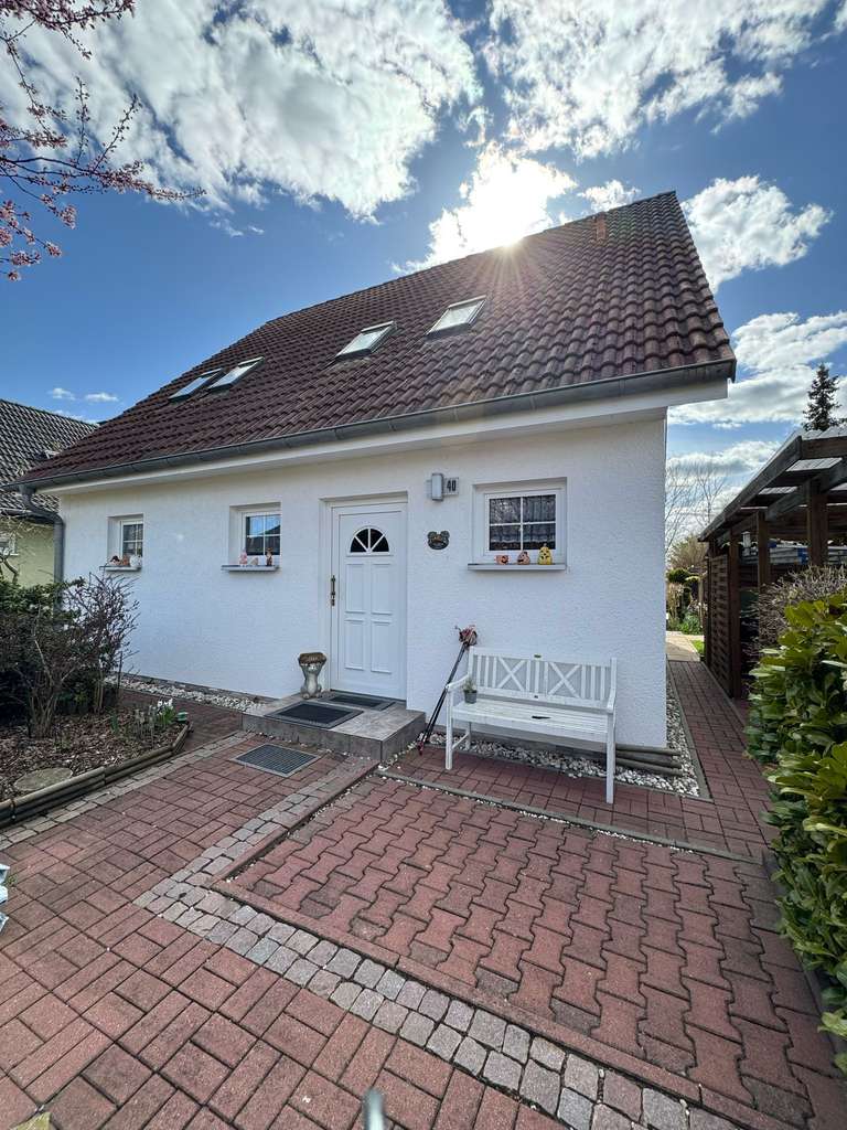 Immobilie in Kremmen - wunderschönes Einfamilienhaus in idyllischer Lage - Bild 1