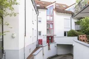 Charmante 2-Zimmer-Wohnung mit Loggia und Tiefgaragenstellplatz  – Die vollständige Adresse der Immobilie erhältst du vom Anbieter., 61381 Friedrichsdorf – Vorschaubild 8